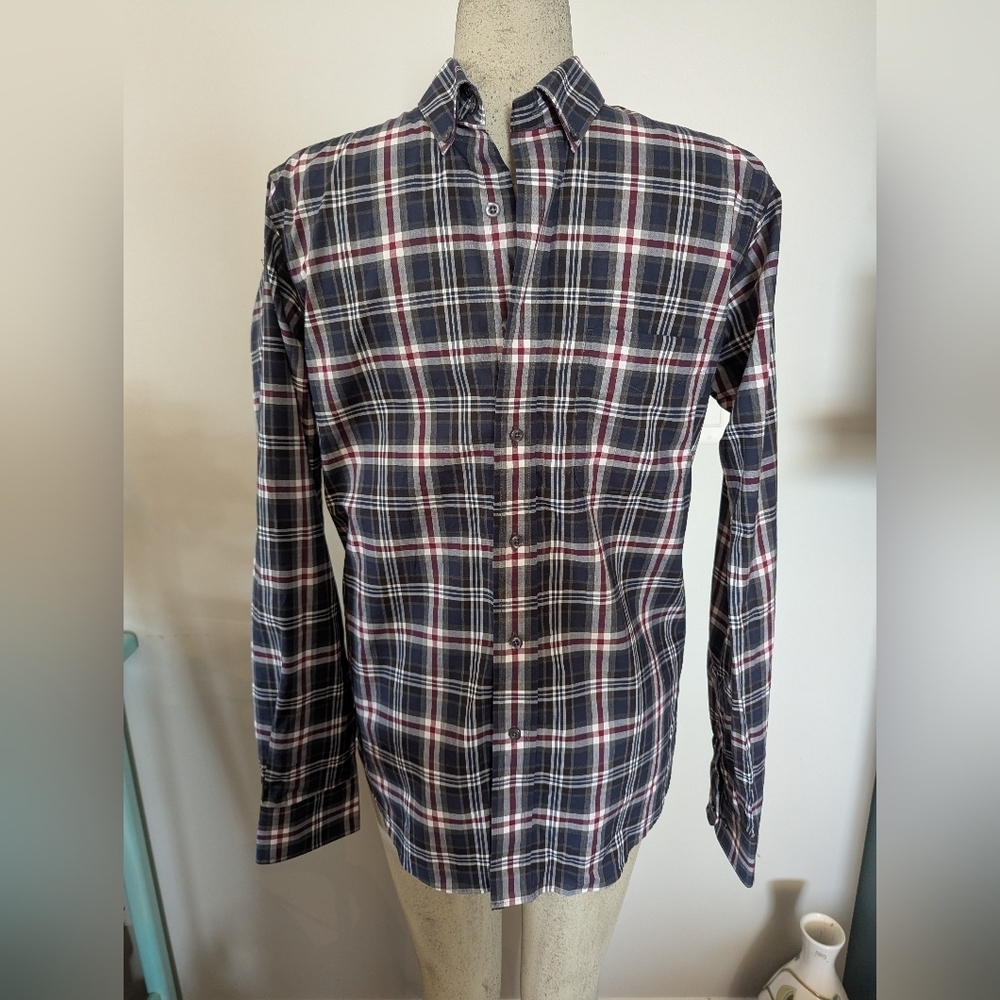 Daniel Hechter Plaid Long Sleeve Non Iron Modern Fit Shirt Size NWOT